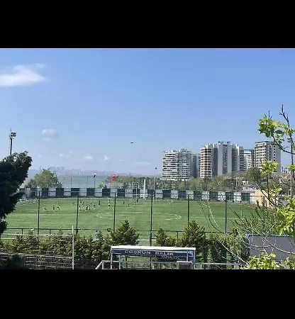 & Sea View 2 Bedrooms Apartamento Istambul