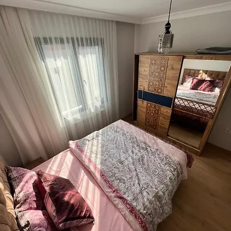& Sea View 2 Bedrooms Διαμέρισμα *