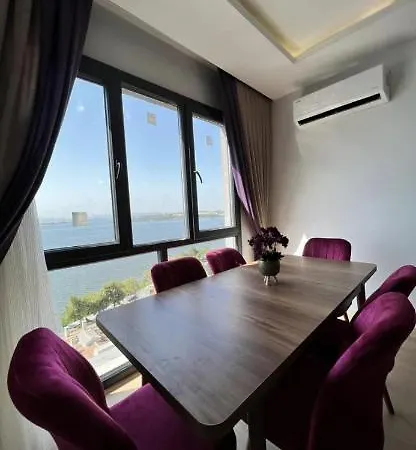 & Sea View 2 Bedrooms Appartamento
