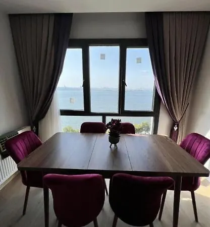 Apartament & Sea View 2 Bedrooms Stambuł